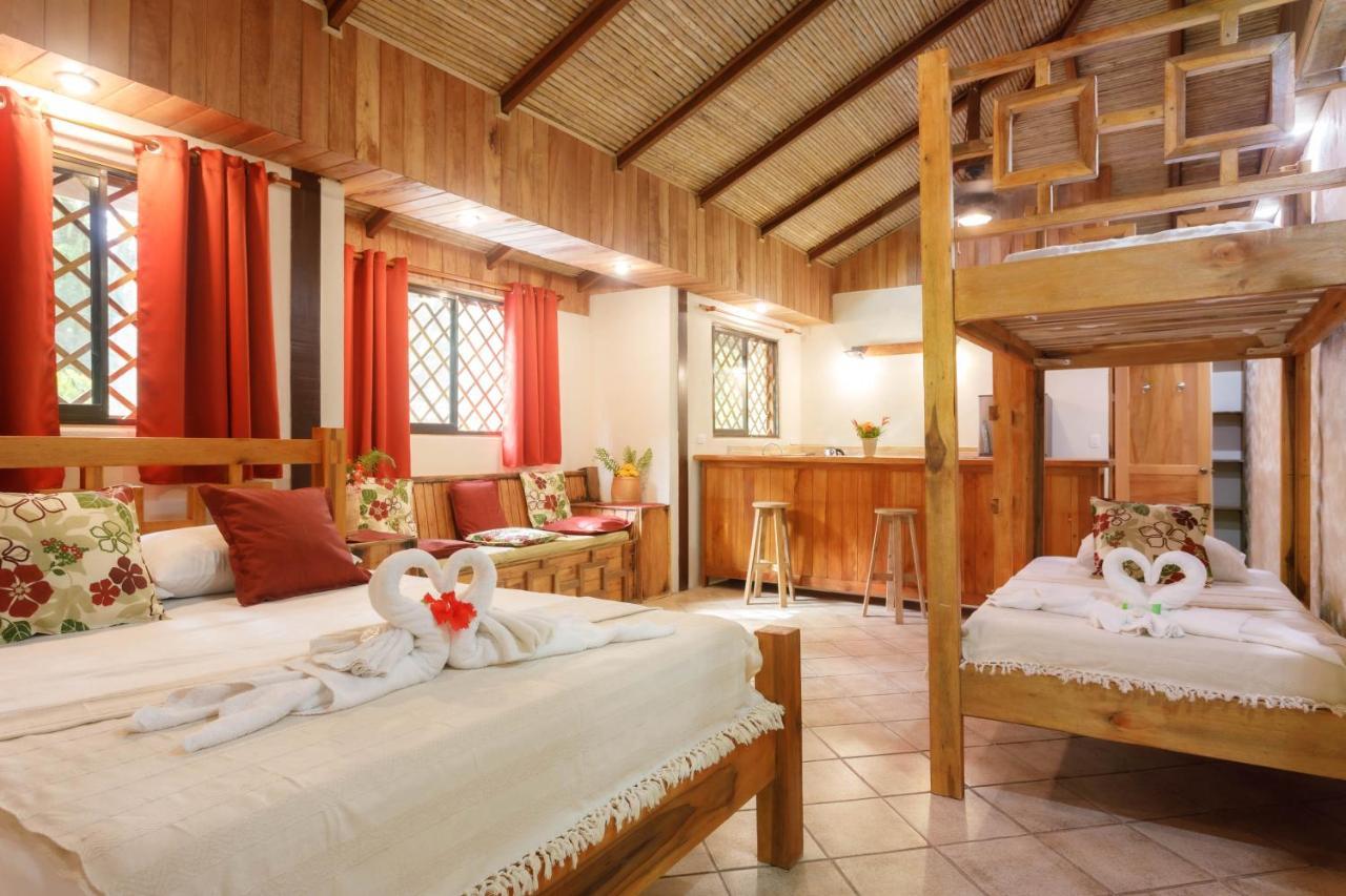 Hotel Casa Merlin Puerto Viejo de Talamanca Экстерьер фото