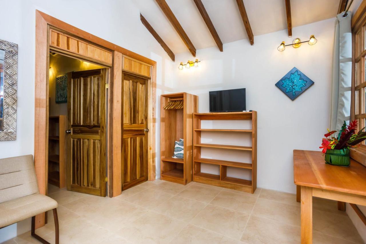 Hotel Casa Merlin Puerto Viejo de Talamanca Экстерьер фото