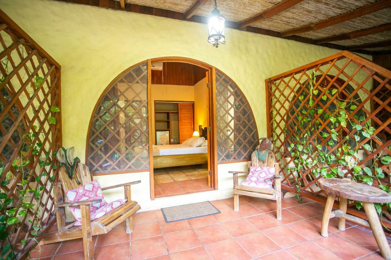 Hotel Casa Merlin Puerto Viejo de Talamanca Экстерьер фото